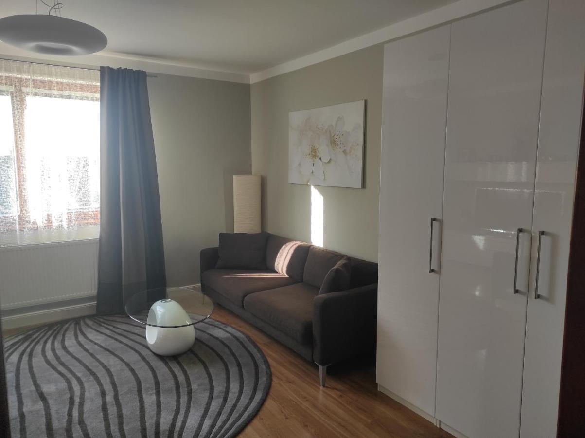 Domo Apartment Středokluky Exteriér fotografie